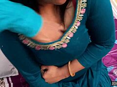 Vídeo HD de um verdadeiro vídeo caseiro de sexo com uma bhabhi Punjabi