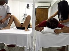 Esposa japonesa trai o marido com um médico pervertido em uma sessão de massagem sensual