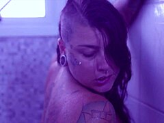 Lesbian babes Bia Romanxxx and Tata Canello enjoy some outdoor fun in the shower